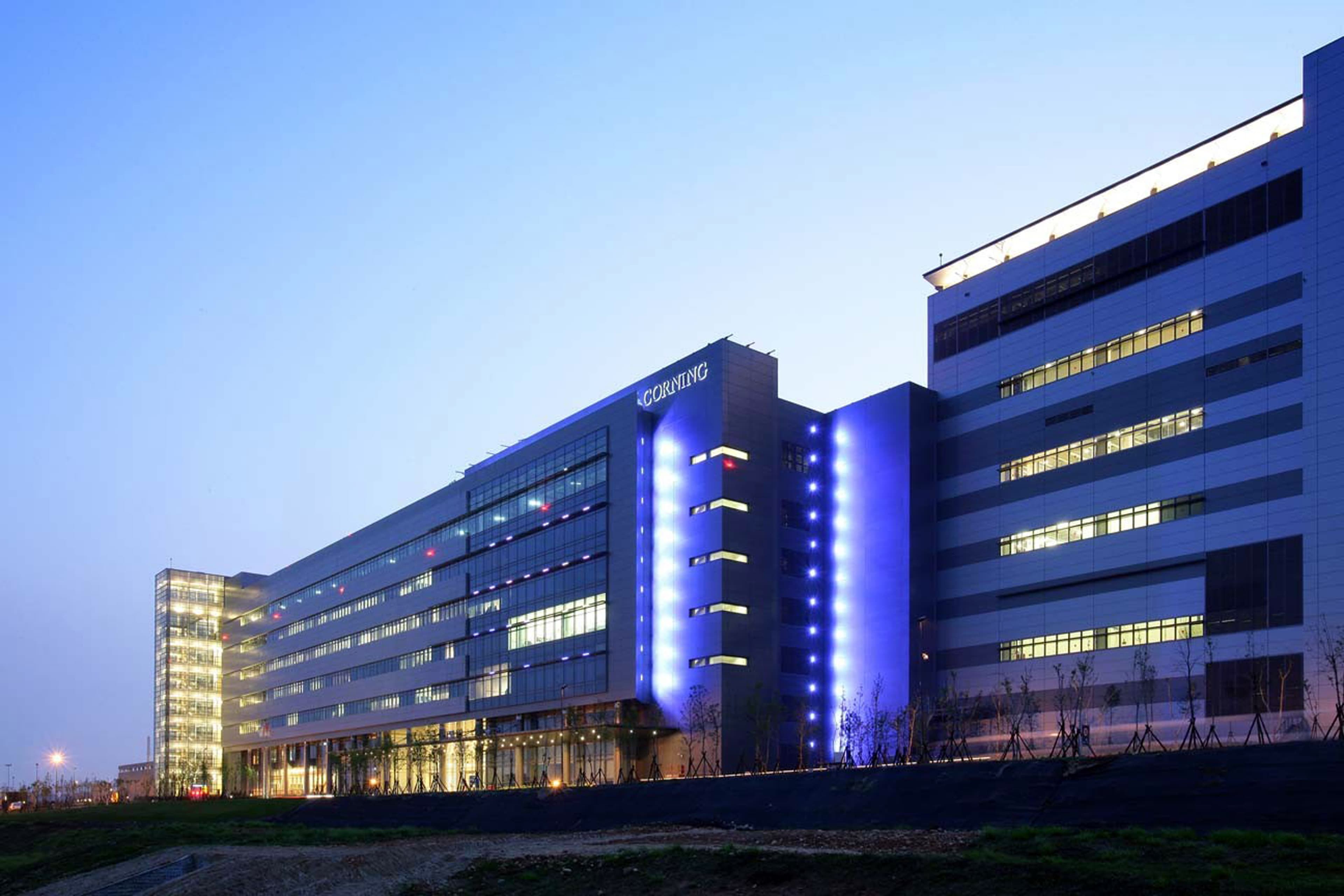 Corning LCD Glass Manufacturing and Finishing Plant